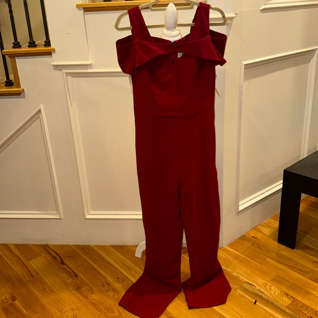 Red Pants Suit With Cold Shoulder Sleeves